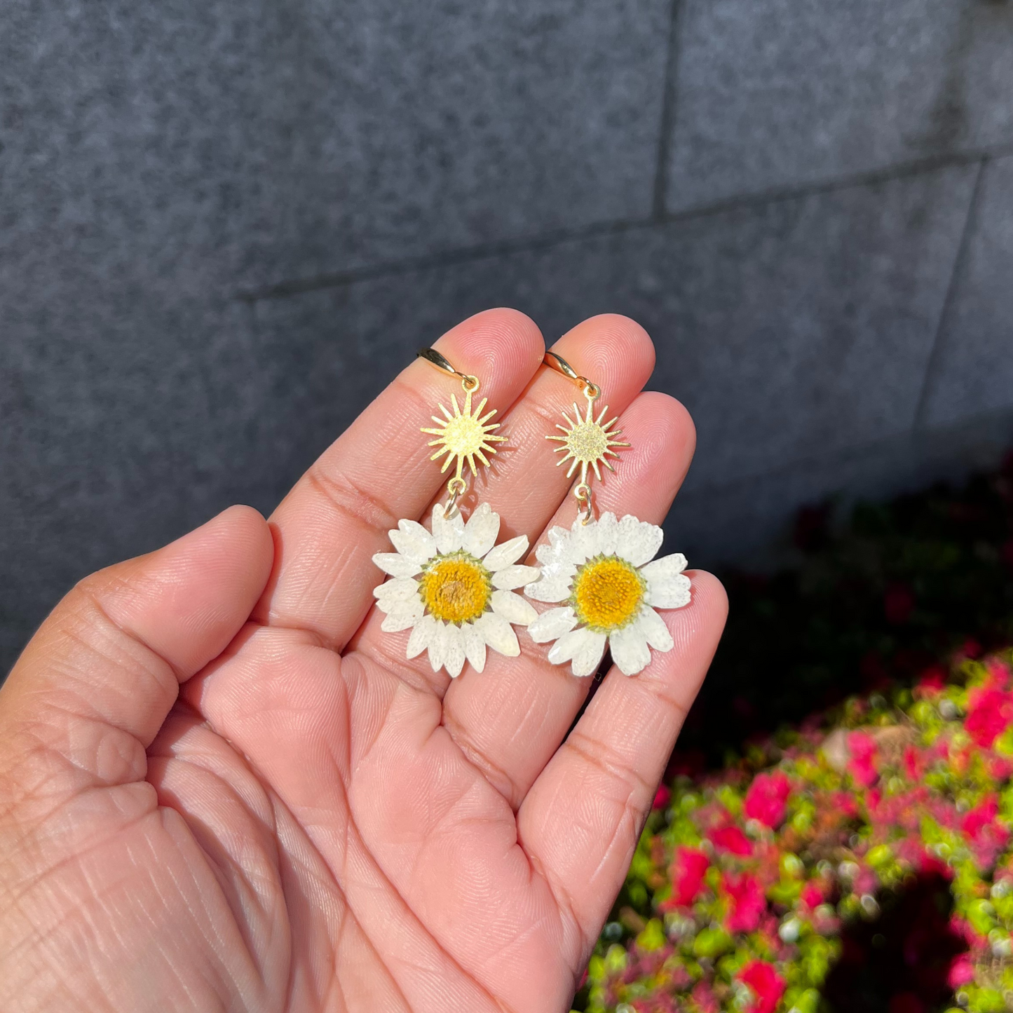 White Daisy Earring